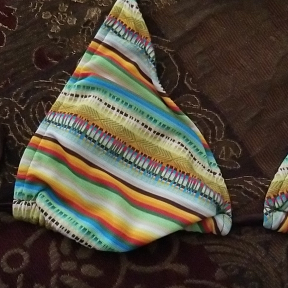 Bikini - Picture 2 of 5